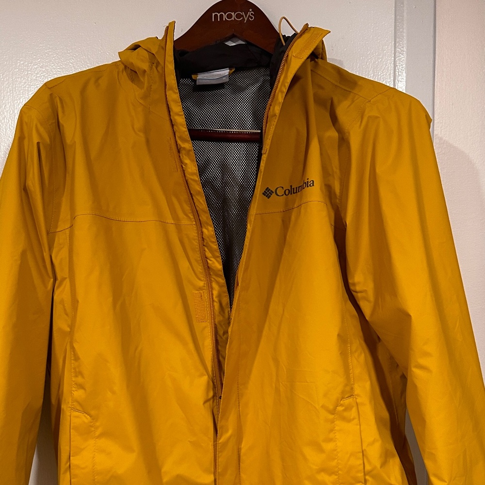 Columbia Omni Tech Rain Jacket (M)